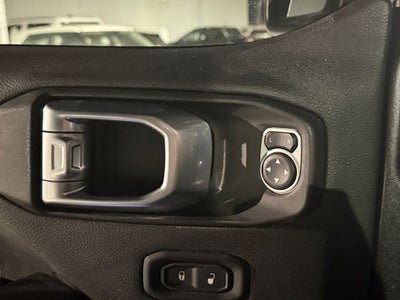 2020 Jeep Wrangler Sahara