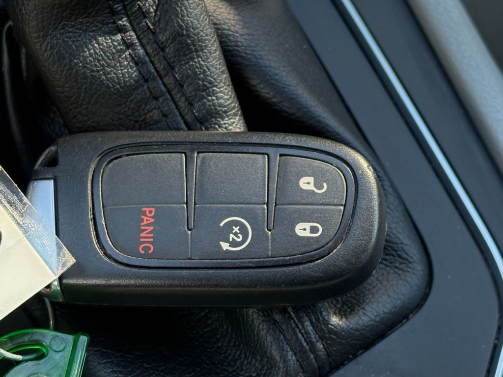 2020 Jeep Cherokee Lux