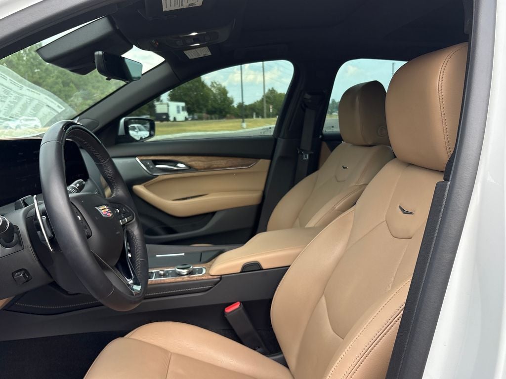 2025 Cadillac CT5 Premium Luxury