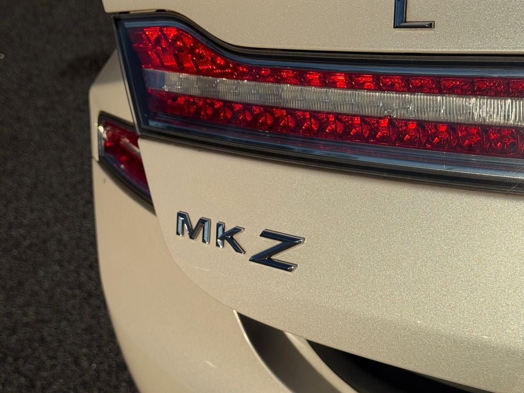 2015 Lincoln MKZ Base