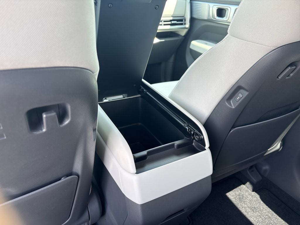2026 Hyundai Santa Fe SE FWD