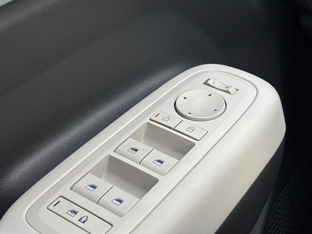 2026 Hyundai Santa Fe SE FWD