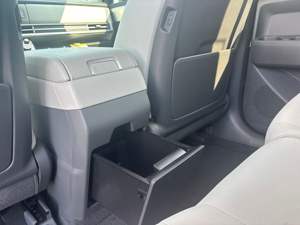 2026 Hyundai Santa Fe SE FWD