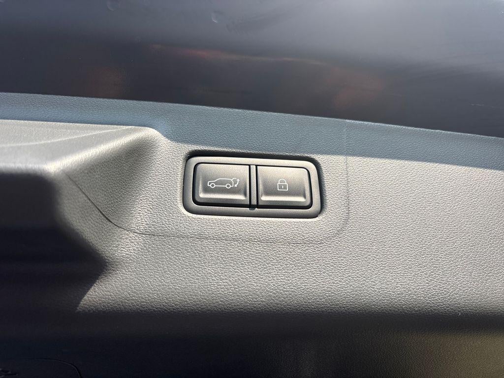 2026 Hyundai Santa Fe SE FWD