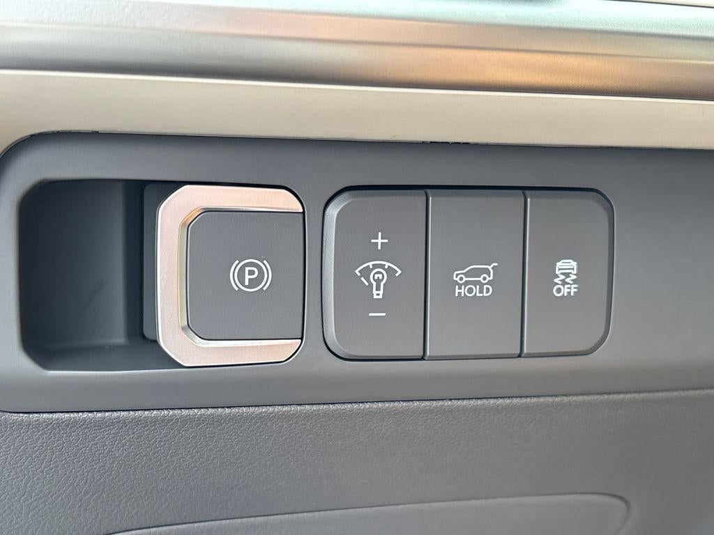 2026 Hyundai Santa Fe SE FWD