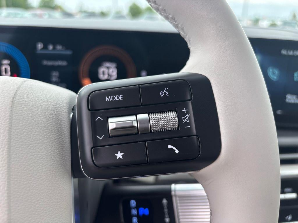 2026 Hyundai Santa Fe SE FWD