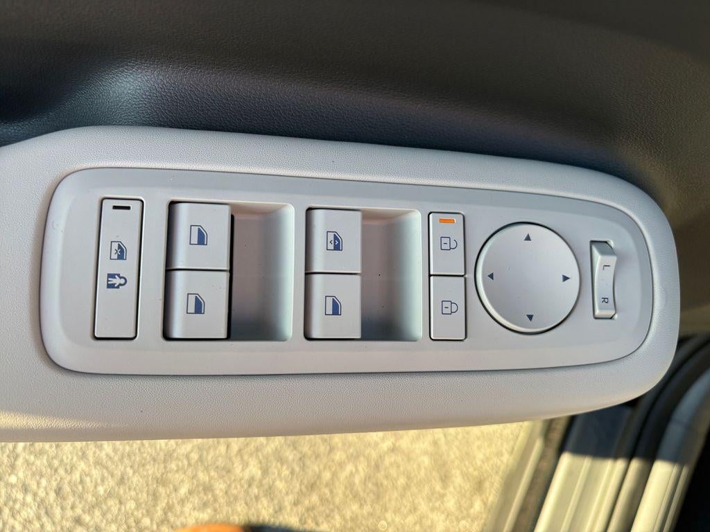 2026 Hyundai Santa Fe SE FWD