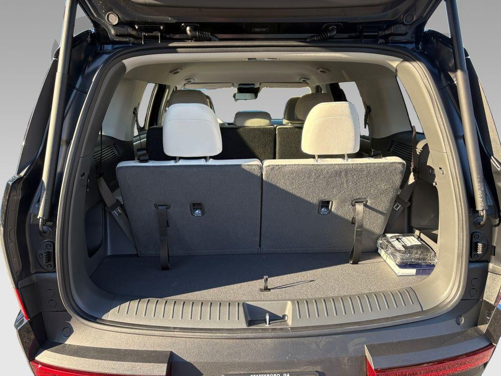 2026 Hyundai Santa Fe SE FWD