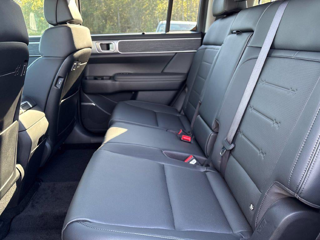2027 Hyundai Santa Fe Limited FWD