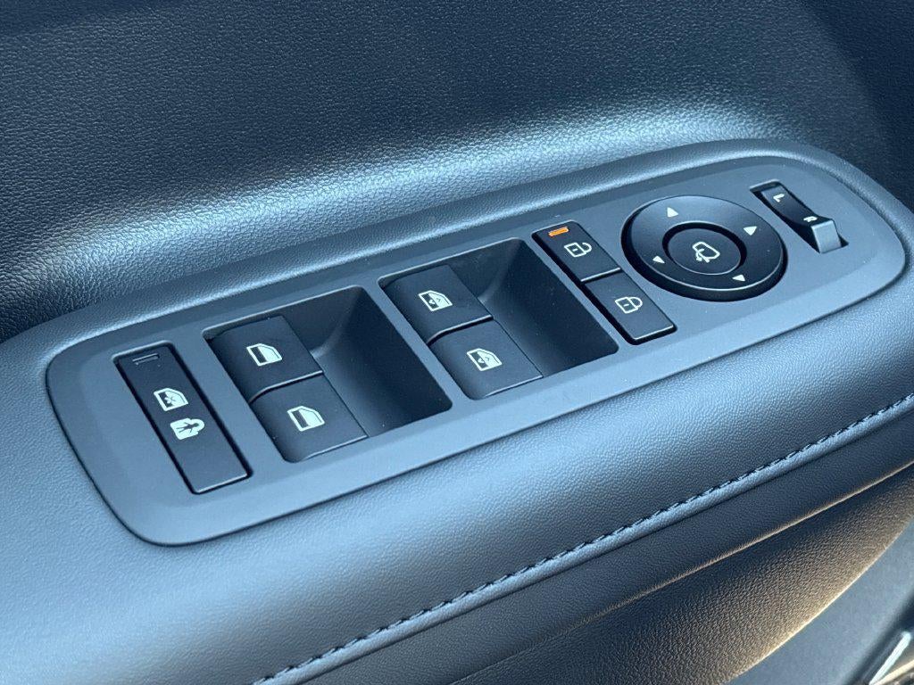 2027 Hyundai Santa Fe Limited FWD