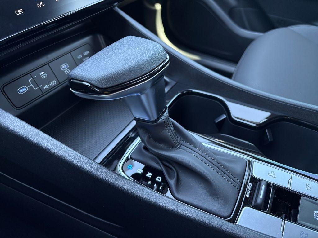 2026 Hyundai Santa Cruz SEL FWD