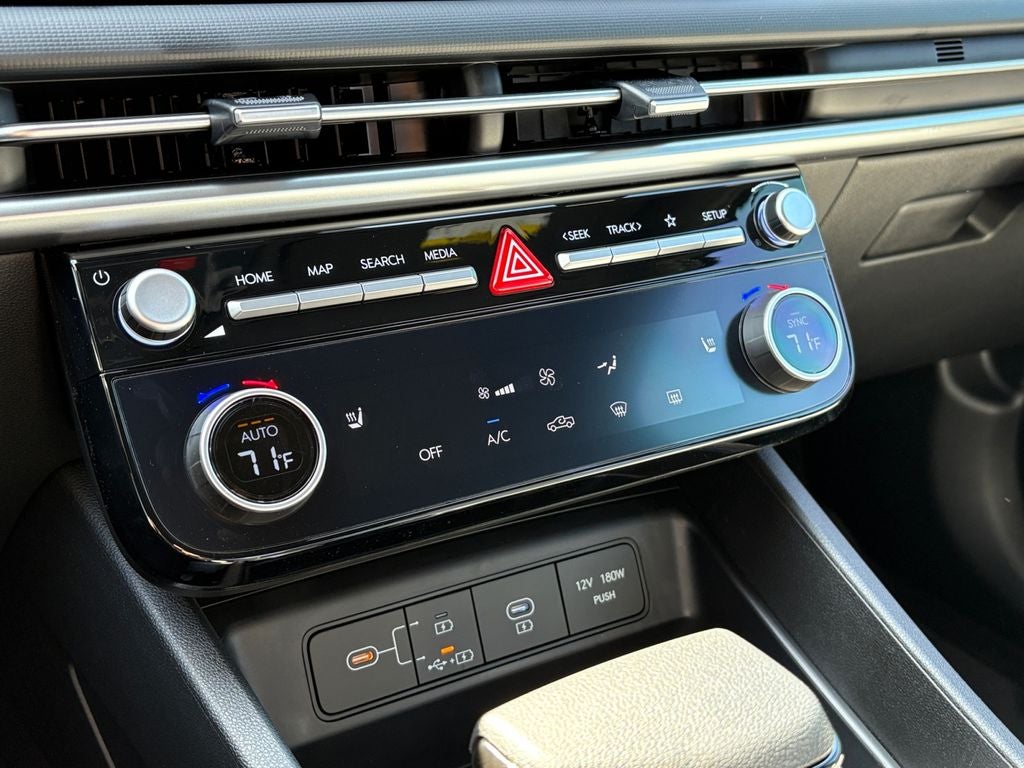 2026 Hyundai Santa Cruz SEL FWD