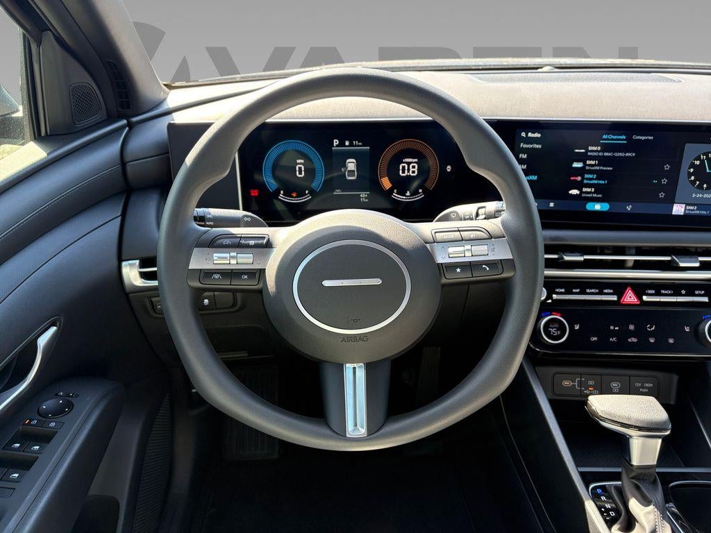 2026 Hyundai Santa Cruz SEL FWD