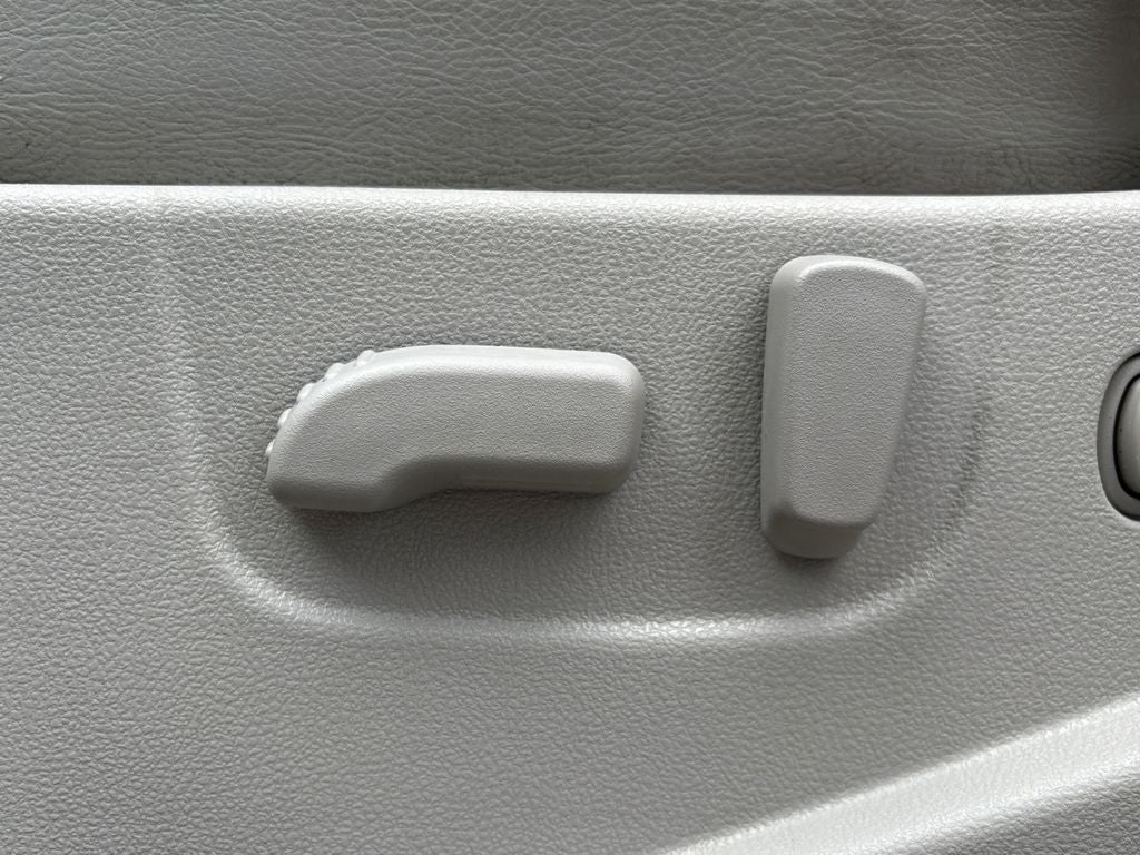 2011 Nissan Rogue SV