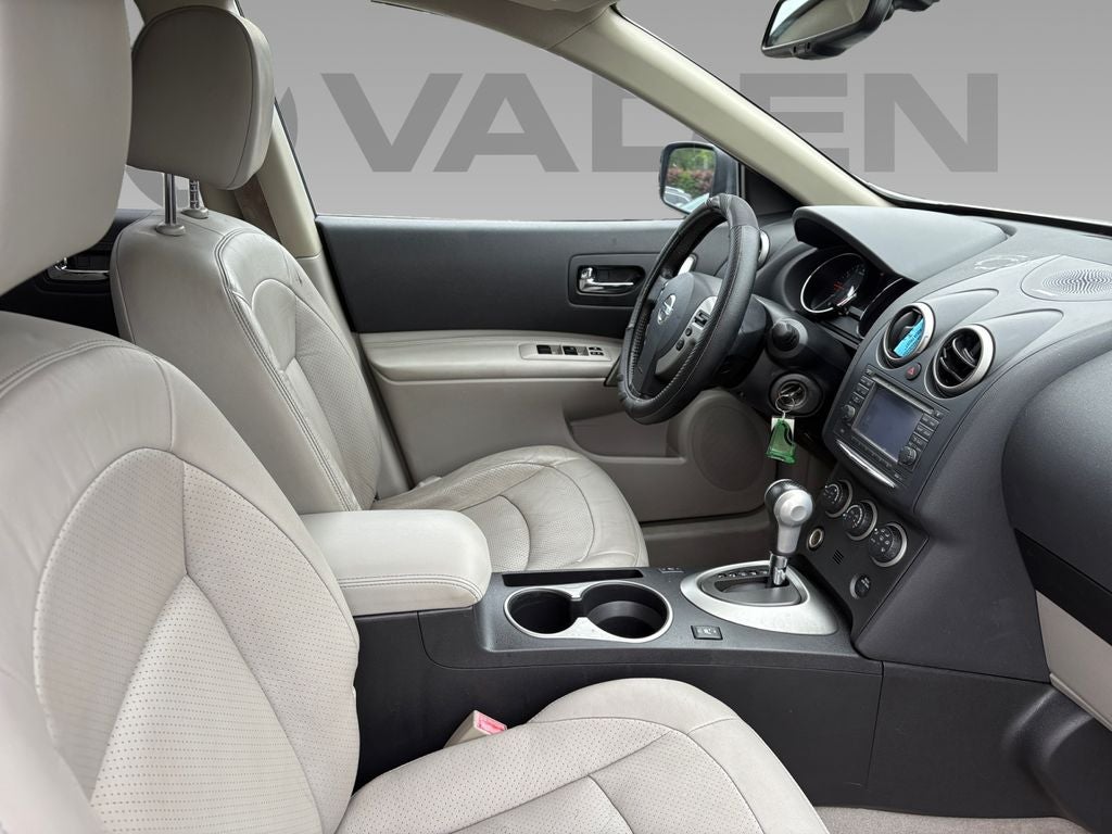 2011 Nissan Rogue SV
