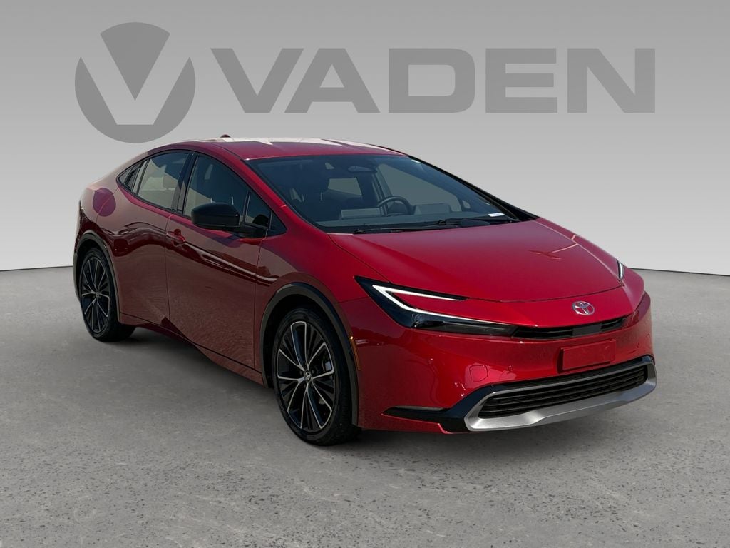 2025 Toyota Prius XLE
