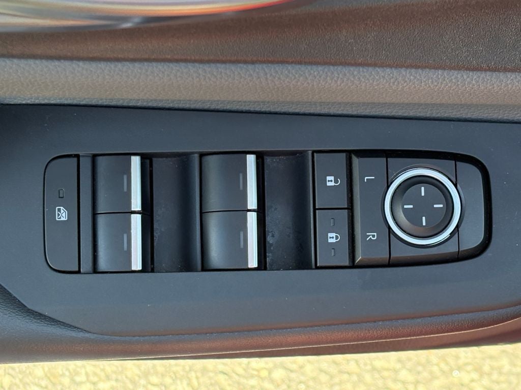 2025 Toyota Prius XLE