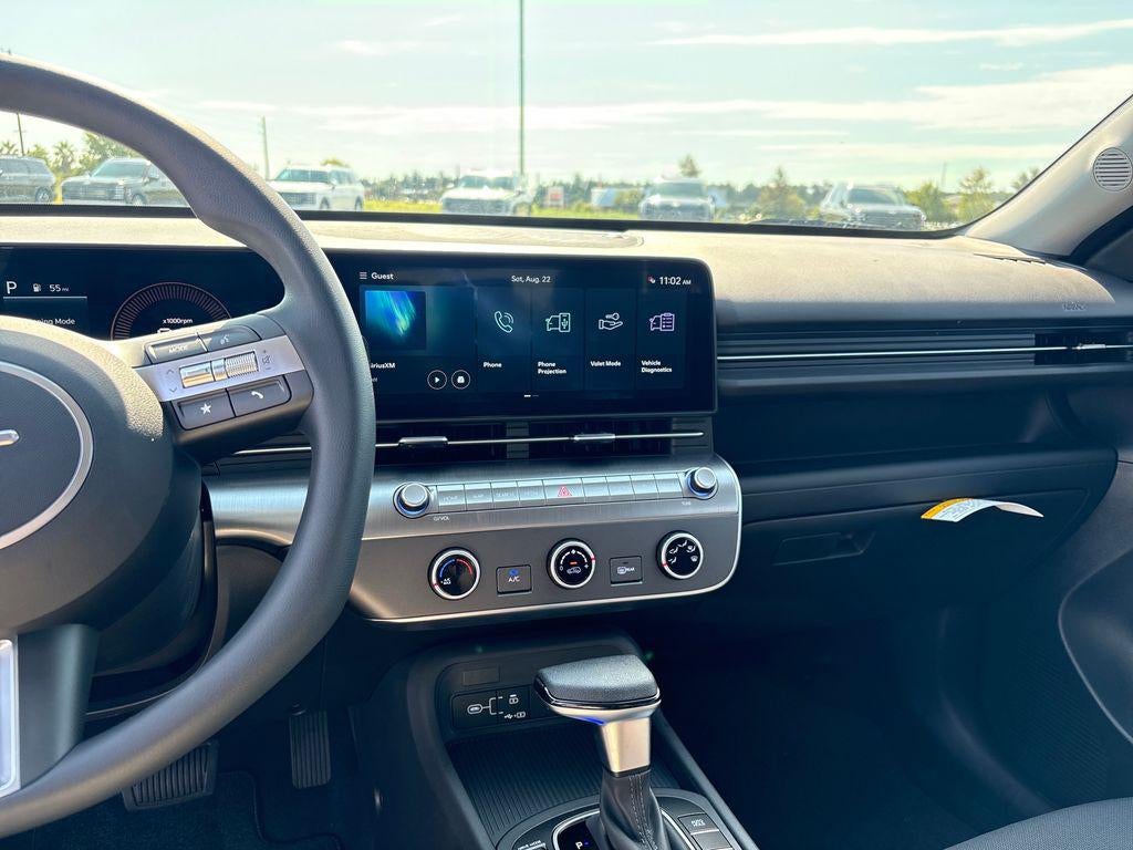 2027 Hyundai Kona SE FWD