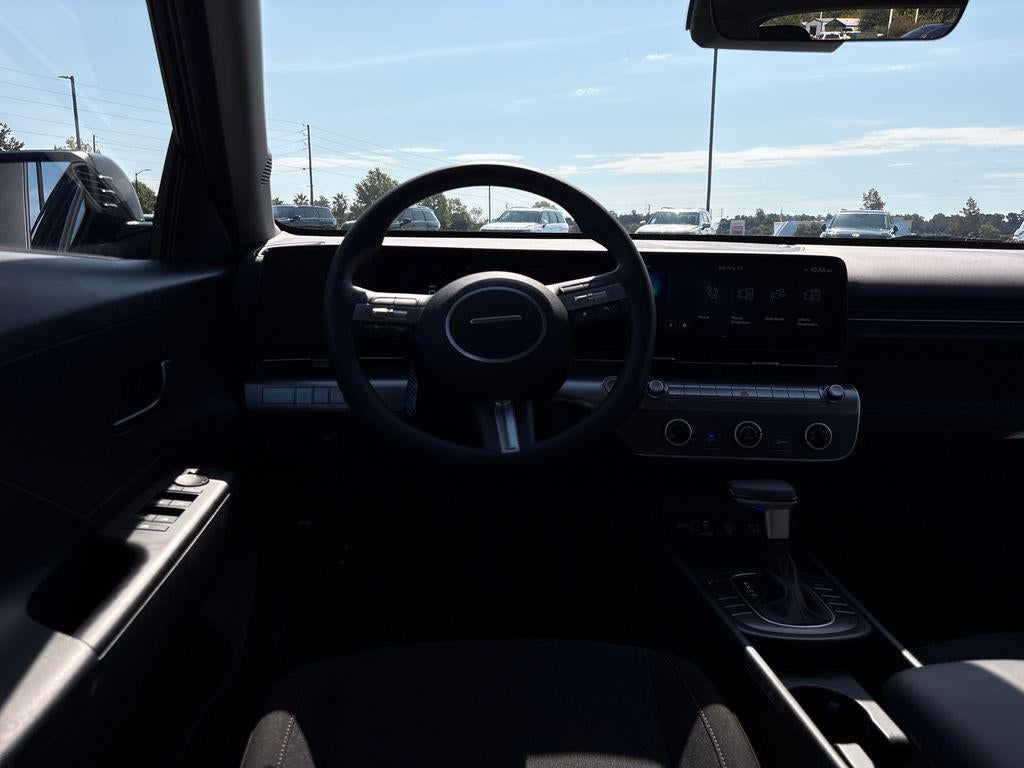 2027 Hyundai Kona SE FWD