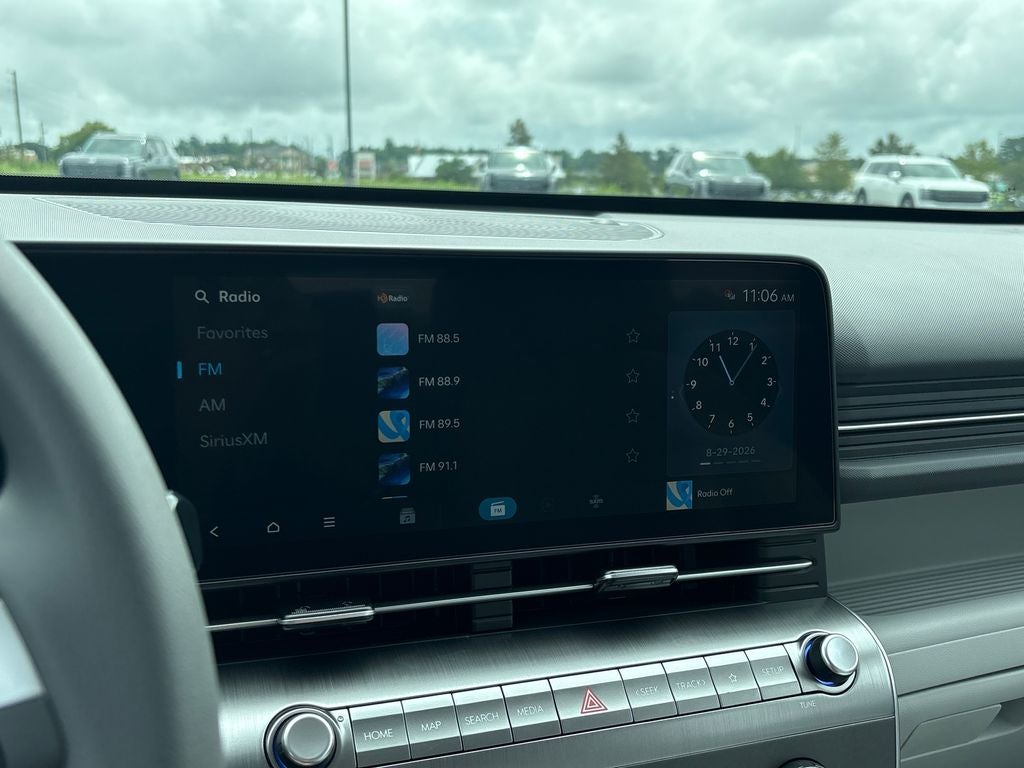 2027 Hyundai Kona SE FWD