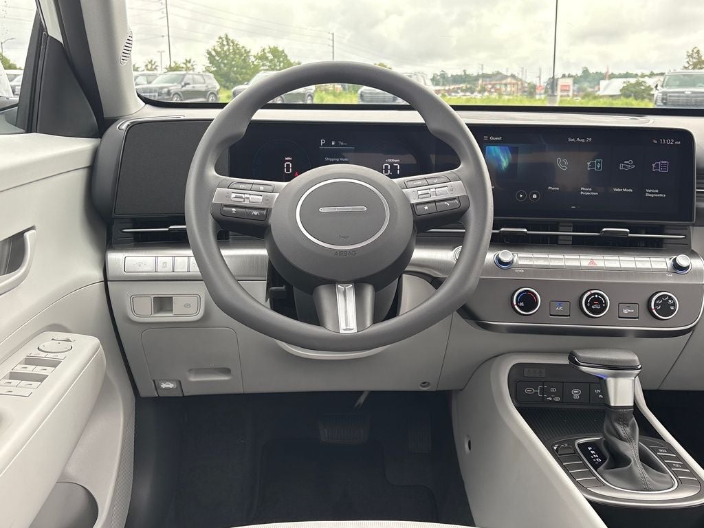 2027 Hyundai Kona SE FWD