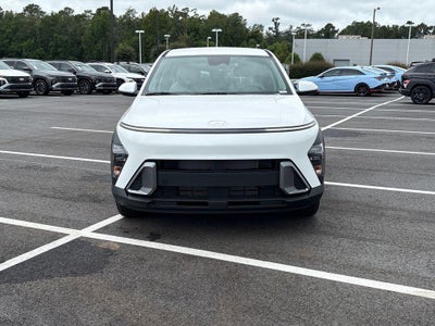 2027 Hyundai Kona SE FWD