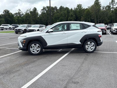 2027 Hyundai Kona SE FWD