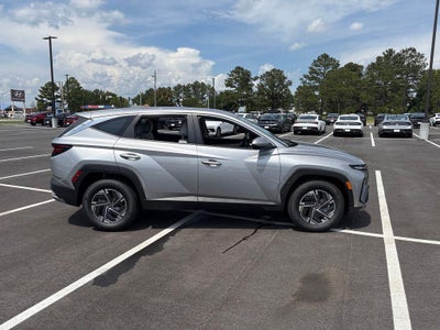 2026 Hyundai Tucson Hybrid SE