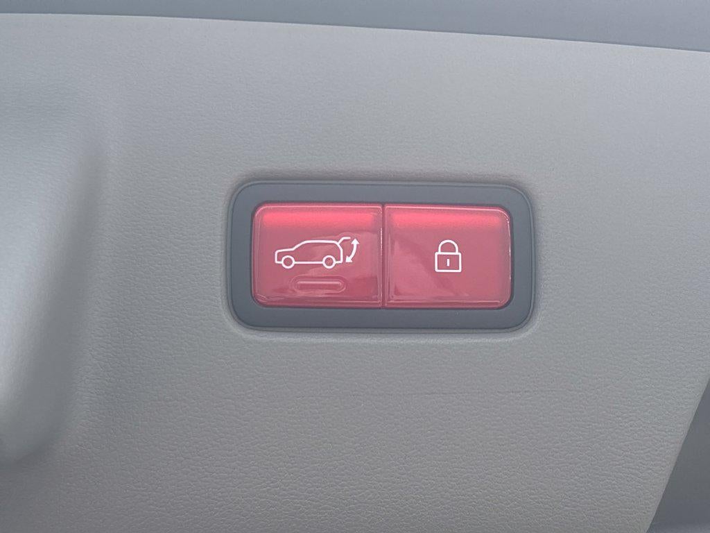2027 Hyundai Palisade Hybrid Blue SEL Premium 8P