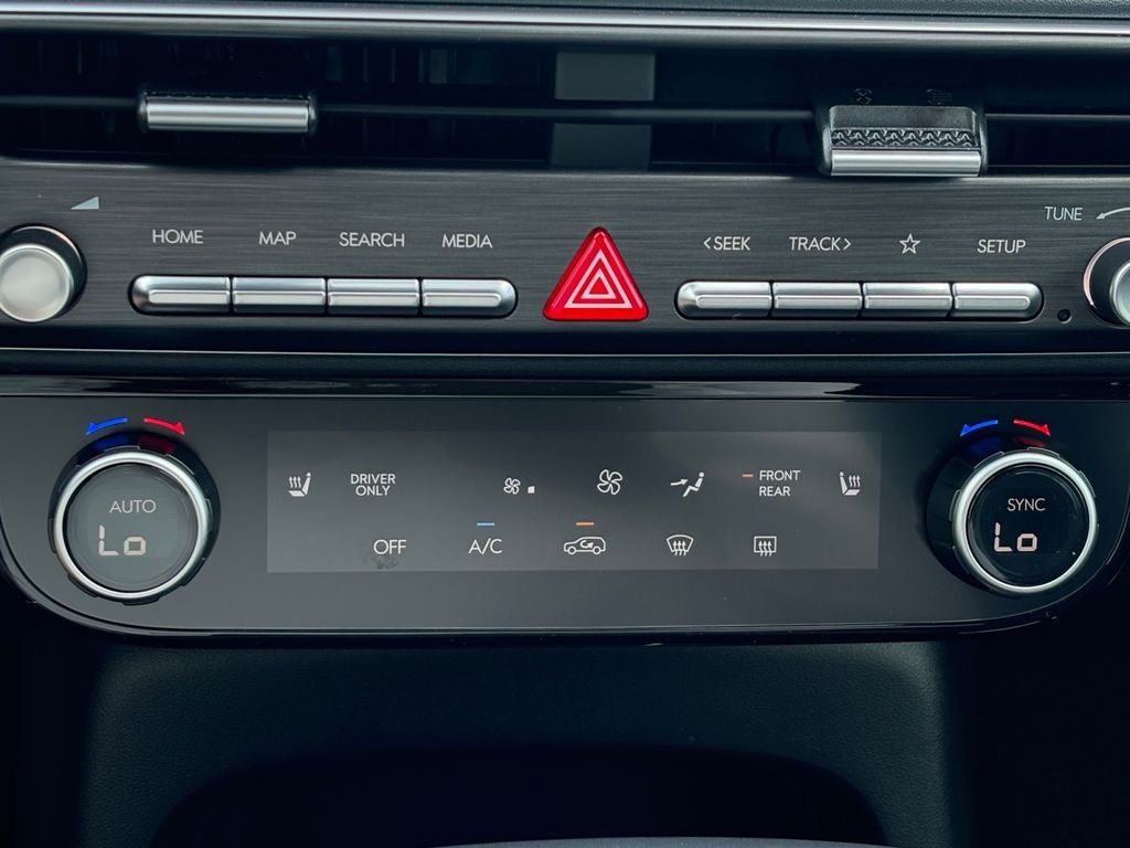 2026 Hyundai Palisade Hybrid Blue SEL 8P