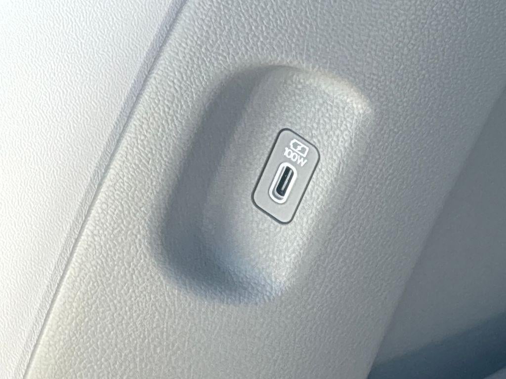 2027 Hyundai Palisade Hybrid Blue SEL 7P