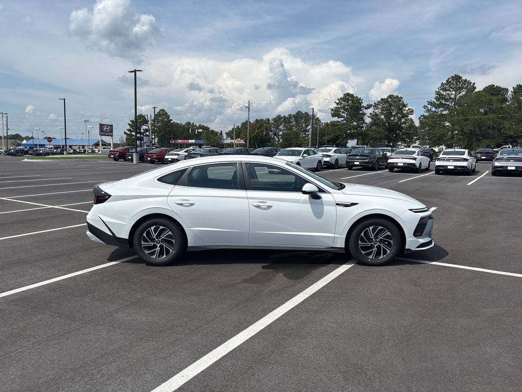 2026 Hyundai Sonata Hybrid Blue