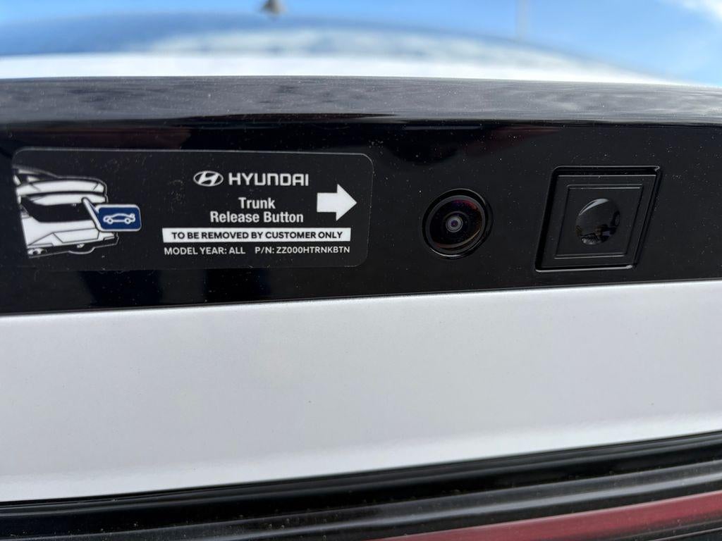 2026 Hyundai Sonata Hybrid Blue