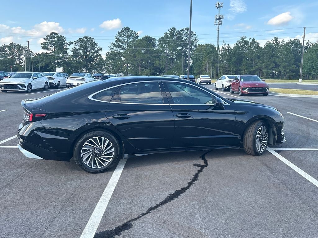 2024 Hyundai Sonata Hybrid Limited