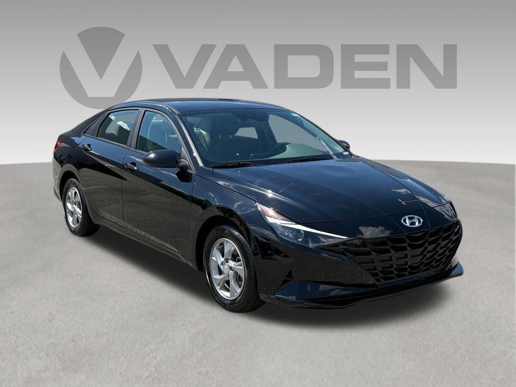 2023 Hyundai Elantra SE