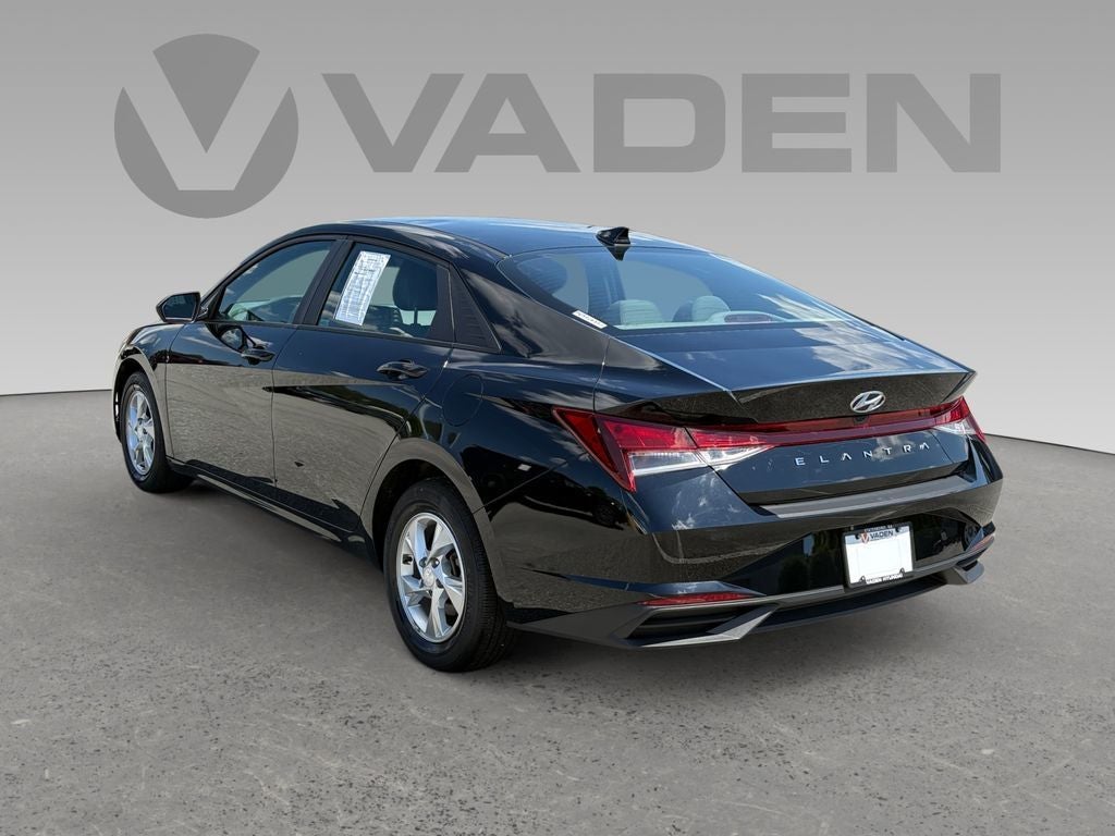 2023 Hyundai Elantra SE