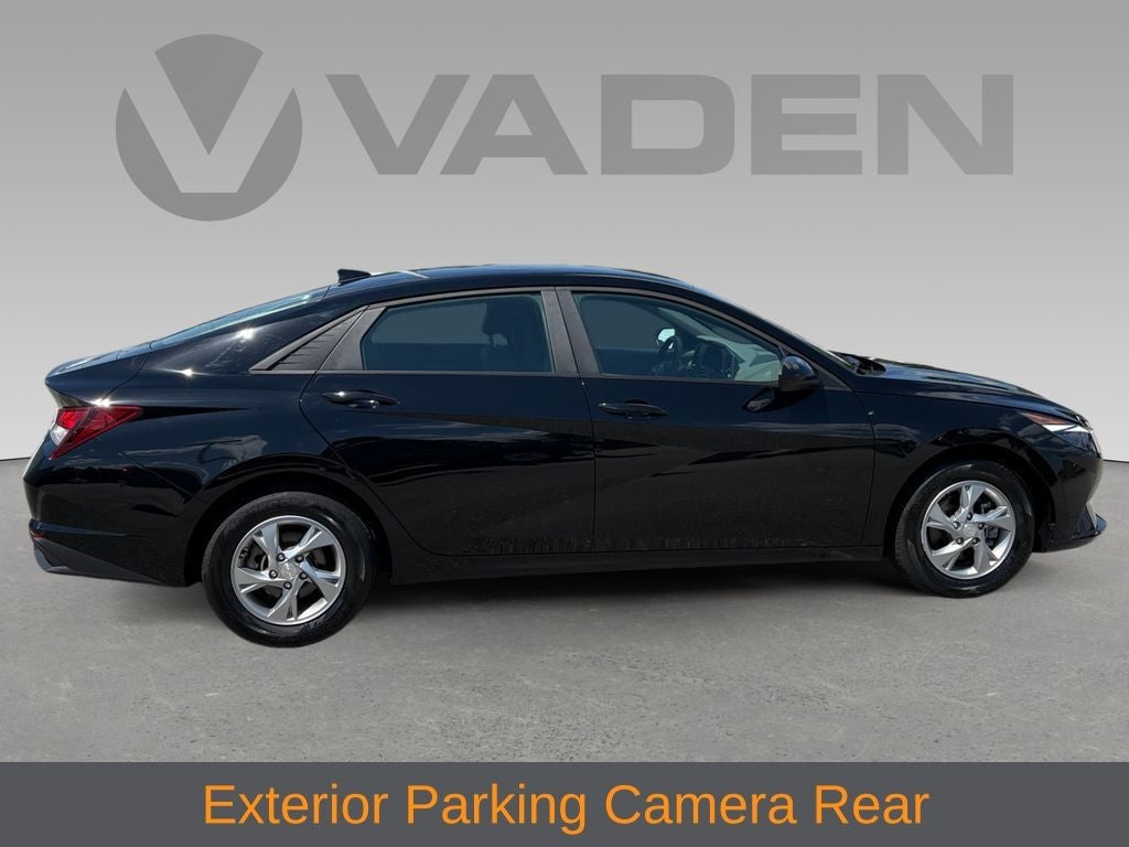 2023 Hyundai Elantra SE