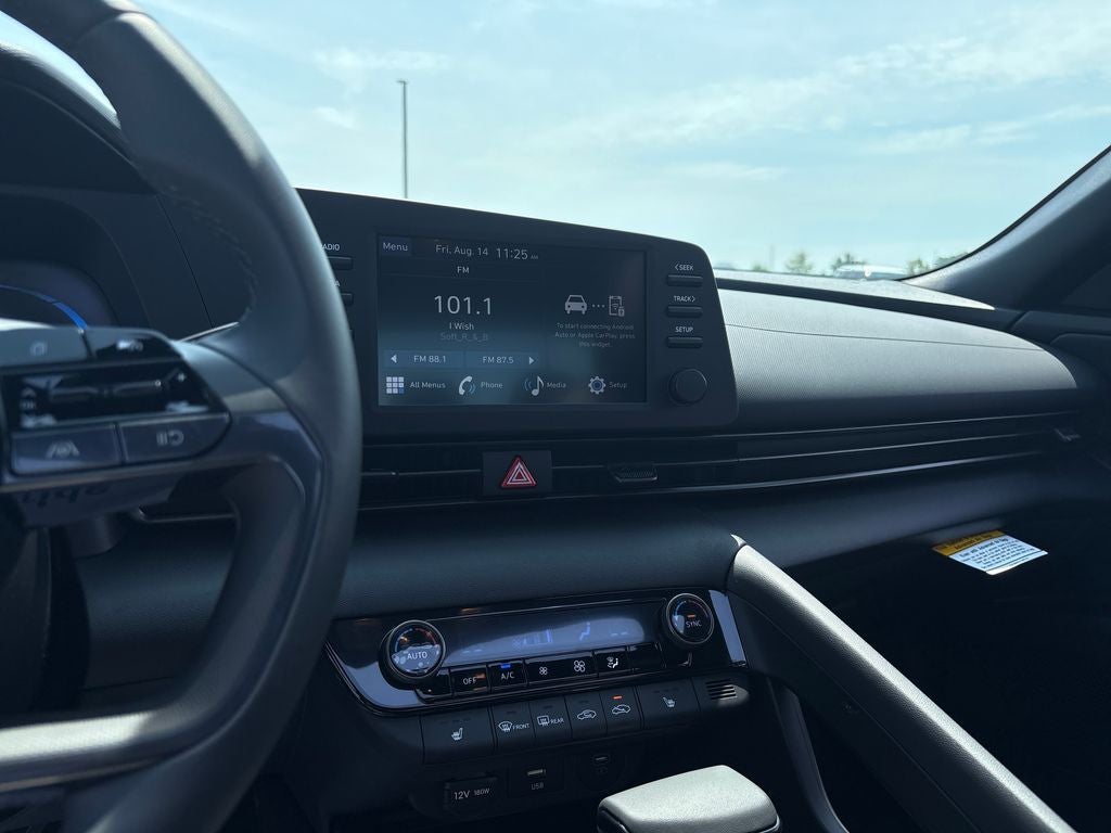 2026 Hyundai Elantra SEL Sport