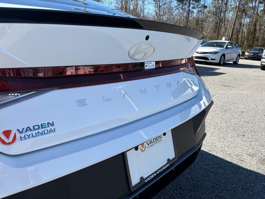 2025 Hyundai Elantra SEL Sport