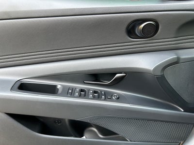 2025 Hyundai Elantra HEV SEL Sport