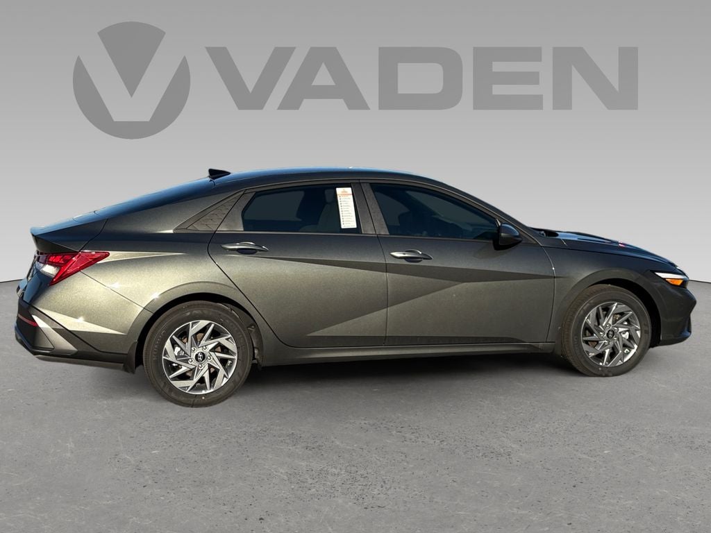 2026 Hyundai Elantra HEV Blue