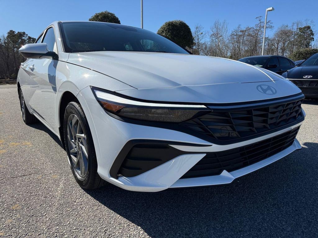 2026 Hyundai Elantra HEV Blue