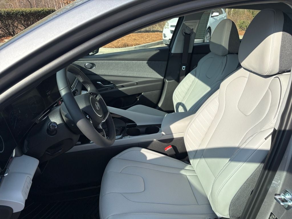 2026 Hyundai Elantra Hybrid Limited