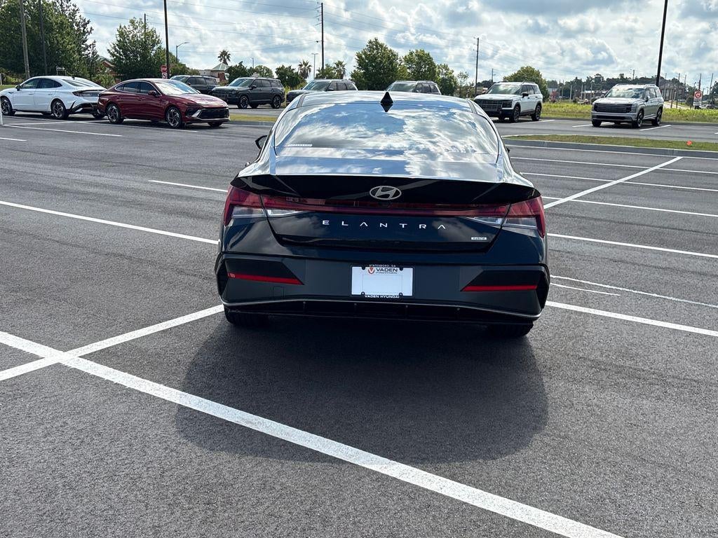 2026 Hyundai Elantra Hybrid Limited