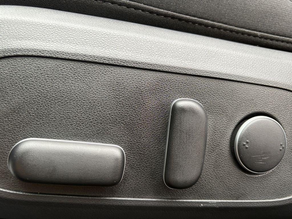 2025 Hyundai IONIQ 6 SE