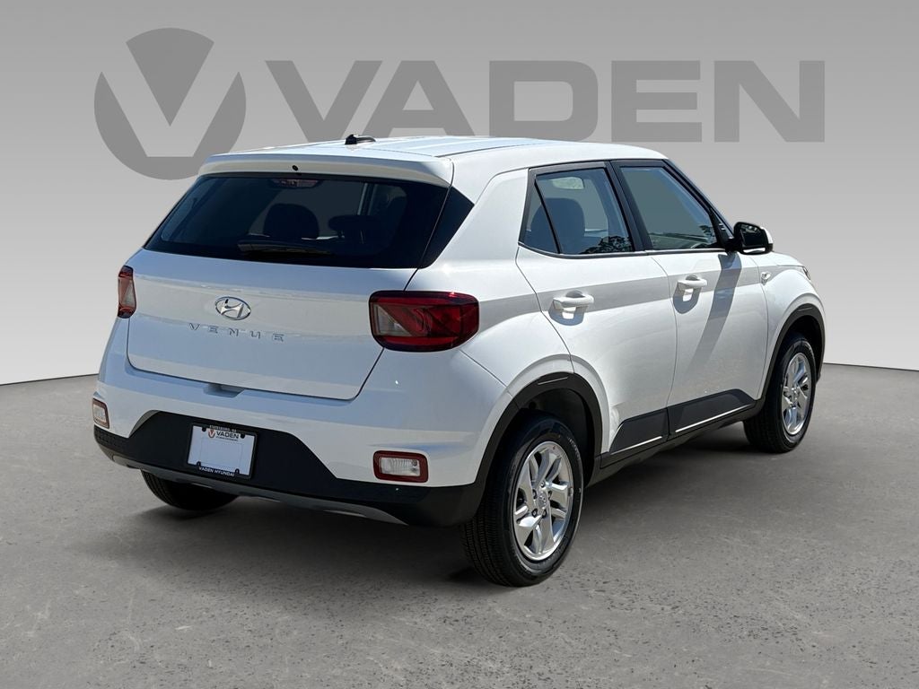 2026 Hyundai Venue SE