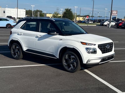2026 Hyundai Venue SEL w/Two-Tone Roof