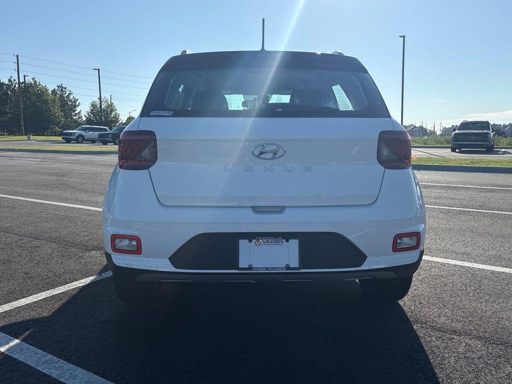 2026 Hyundai Venue SEL w/Two-Tone Roof