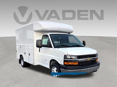 2025 Chevrolet Express Cutaway 3500 1WT