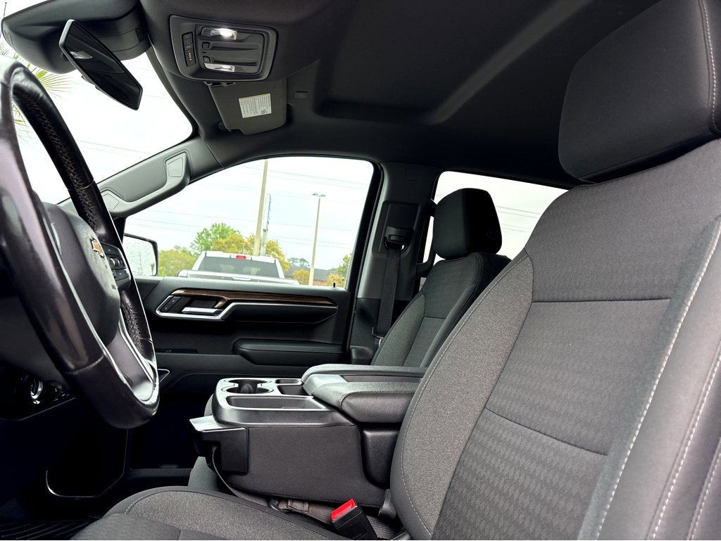 2022 Chevrolet Silverado 1500 LT (2FL)